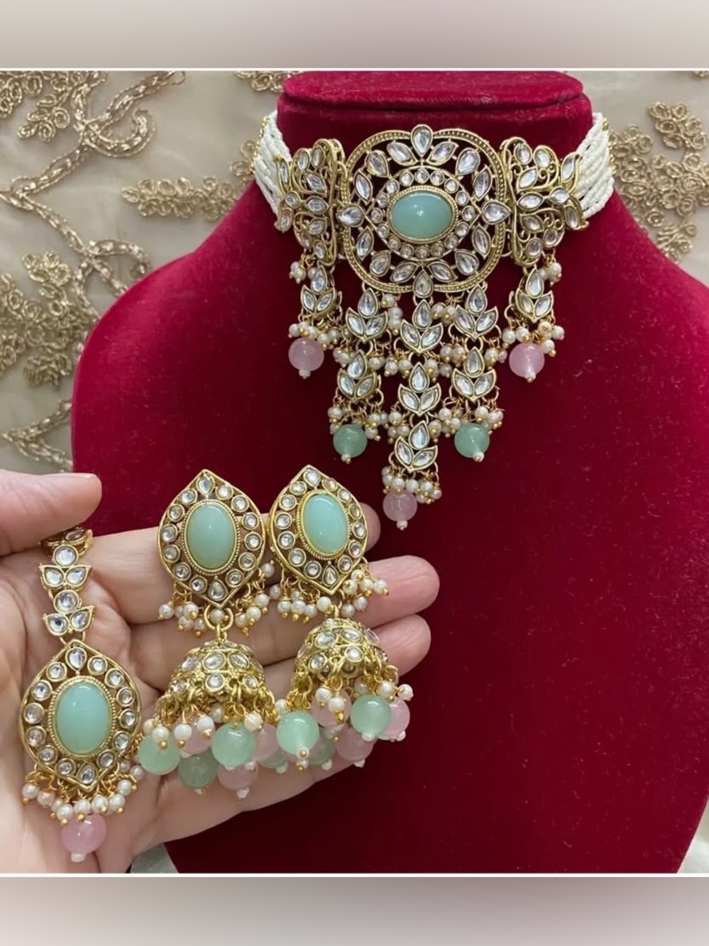 Gold-Tone Mint Green Kundan Choker Necklace and Earrings Set